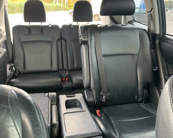 Серый Тойота Хайлендер, объемом двигателя 3.46 л и пробегом 135 тыс. км за 17500 $, фото 31 на Automoto.ua