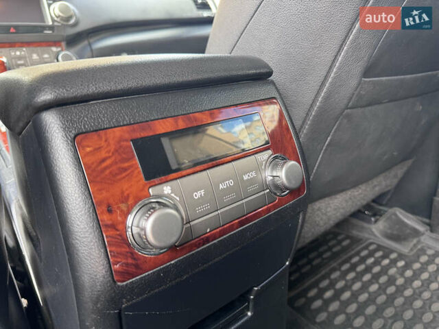 Серый Тойота Хайлендер, объемом двигателя 3.46 л и пробегом 212 тыс. км за 17600 $, фото 10 на Automoto.ua