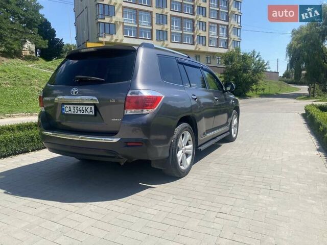 Серый Тойота Хайлендер, объемом двигателя 3.46 л и пробегом 210 тыс. км за 17900 $, фото 5 на Automoto.ua