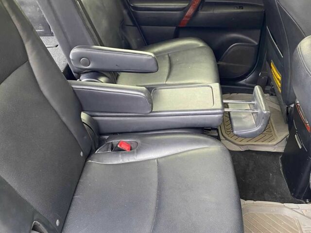 Серый Тойота Хайлендер, объемом двигателя 0 л и пробегом 158 тыс. км за 15200 $, фото 5 на Automoto.ua