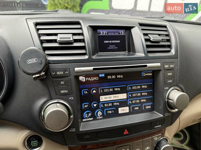 Серый Тойота Хайлендер, объемом двигателя 3.5 л и пробегом 240 тыс. км за 15800 $, фото 17 на Automoto.ua