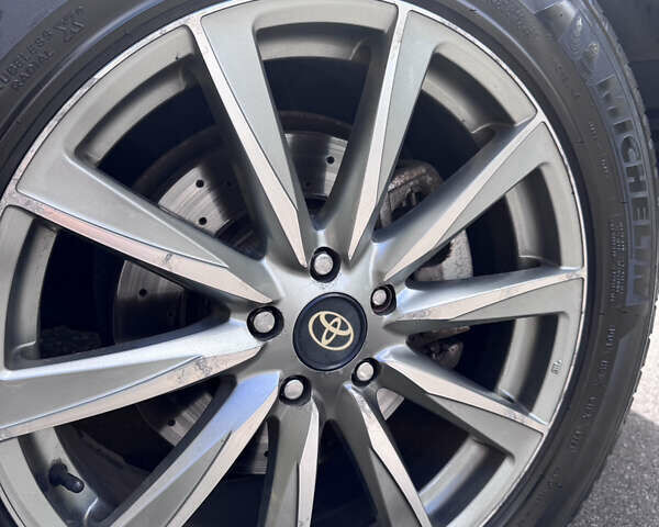 Серый Тойота Хайлендер, объемом двигателя 3.46 л и пробегом 209 тыс. км за 17900 $, фото 10 на Automoto.ua