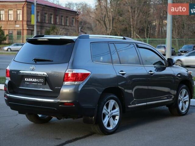 Сірий Тойота Хайлендер, об'ємом двигуна 3.5 л та пробігом 134 тис. км за 18900 $, фото 5 на Automoto.ua