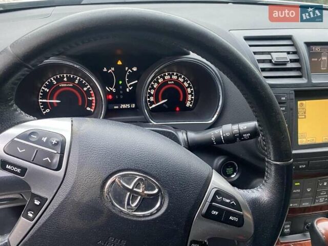 Серый Тойота Хайлендер, объемом двигателя 3.46 л и пробегом 282 тыс. км за 16000 $, фото 6 на Automoto.ua