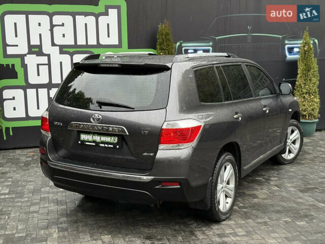 Серый Тойота Хайлендер, объемом двигателя 3.5 л и пробегом 240 тыс. км за 15800 $, фото 47 на Automoto.ua