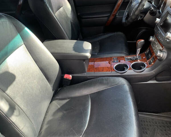 Серый Тойота Хайлендер, объемом двигателя 3.46 л и пробегом 135 тыс. км за 17500 $, фото 21 на Automoto.ua