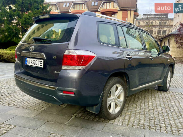 Сірий Тойота Хайлендер, об'ємом двигуна 3.46 л та пробігом 312 тис. км за 15200 $, фото 5 на Automoto.ua