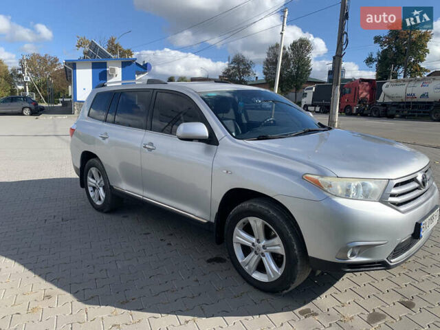 Серый Тойота Хайлендер, объемом двигателя 3.46 л и пробегом 135 тыс. км за 17500 $, фото 8 на Automoto.ua