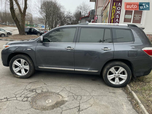 Сірий Тойота Хайлендер, об'ємом двигуна 3.46 л та пробігом 305 тис. км за 14390 $, фото 8 на Automoto.ua