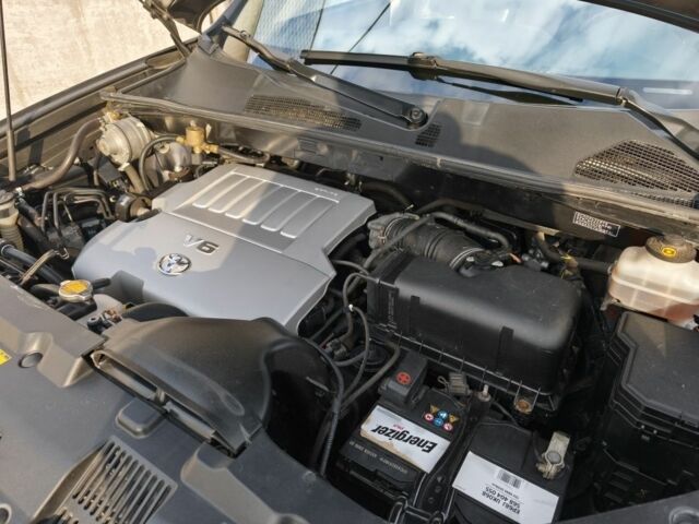 Сірий Тойота Хайлендер, об'ємом двигуна 3.5 л та пробігом 201 тис. км за 19500 $, фото 3 на Automoto.ua