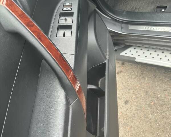 Серый Тойота Хайлендер, объемом двигателя 3.46 л и пробегом 180 тыс. км за 17600 $, фото 12 на Automoto.ua