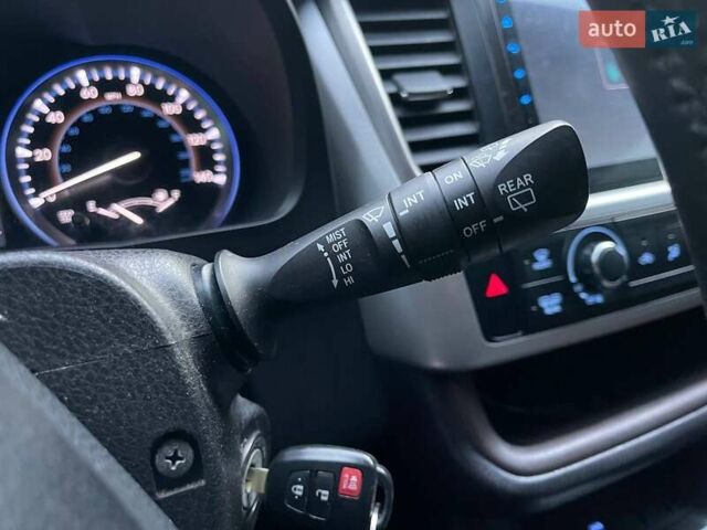 Серый Тойота Хайлендер, объемом двигателя 2.67 л и пробегом 160 тыс. км за 15990 $, фото 20 на Automoto.ua