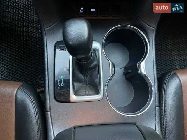 Серый Тойота Хайлендер, объемом двигателя 2.67 л и пробегом 160 тыс. км за 15990 $, фото 23 на Automoto.ua