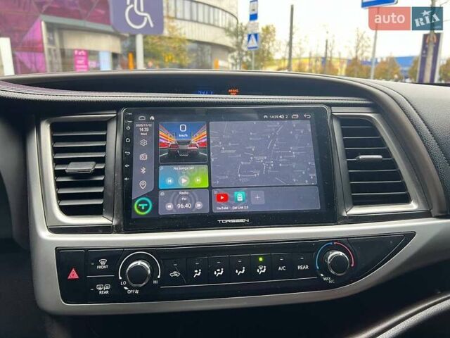 Серый Тойота Хайлендер, объемом двигателя 2.67 л и пробегом 169 тыс. км за 16690 $, фото 19 на Automoto.ua