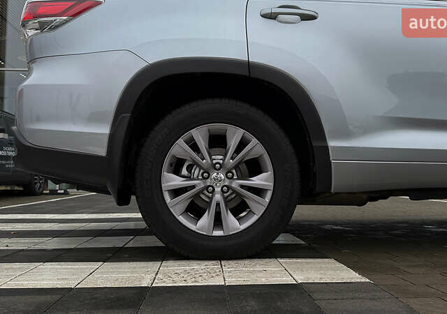 Серый Тойота Хайлендер, объемом двигателя 2.67 л и пробегом 195 тыс. км за 22200 $, фото 15 на Automoto.ua