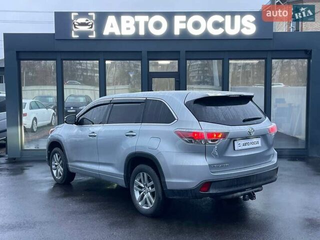 Серый Тойота Хайлендер, объемом двигателя 2.67 л и пробегом 160 тыс. км за 15990 $, фото 7 на Automoto.ua