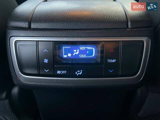 Серый Тойота Хайлендер, объемом двигателя 2.67 л и пробегом 160 тыс. км за 15990 $, фото 26 на Automoto.ua