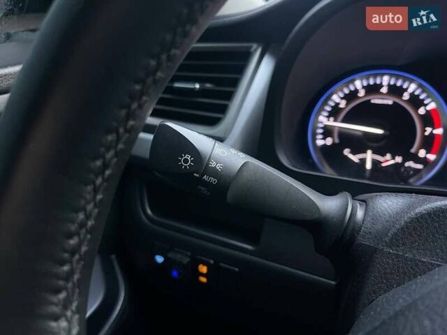 Серый Тойота Хайлендер, объемом двигателя 2.67 л и пробегом 160 тыс. км за 15990 $, фото 17 на Automoto.ua