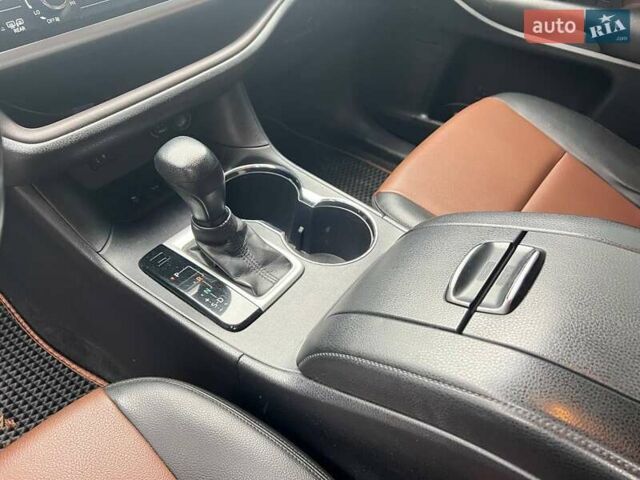 Серый Тойота Хайлендер, объемом двигателя 2.67 л и пробегом 169 тыс. км за 16690 $, фото 18 на Automoto.ua