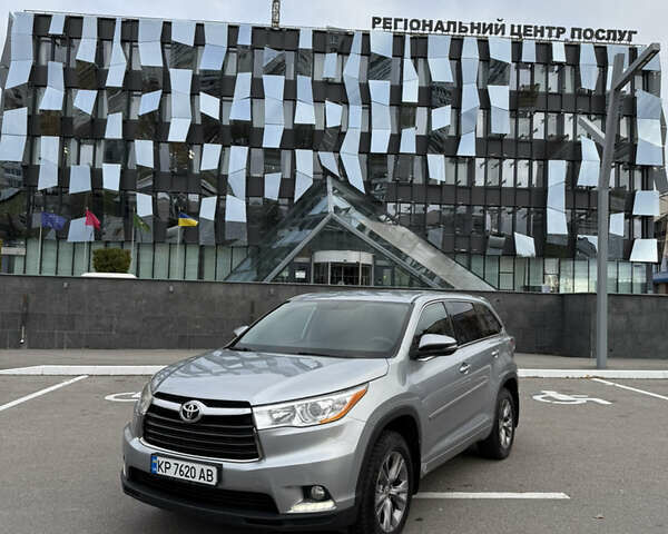 Сірий Тойота Хайлендер, об'ємом двигуна 2.67 л та пробігом 300 тис. км за 18500 $, фото 19 на Automoto.ua