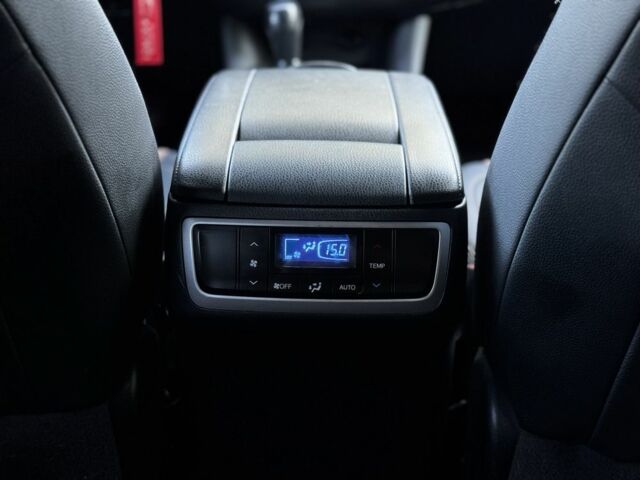 Серый Тойота Хайлендер, объемом двигателя 2.7 л и пробегом 300 тыс. км за 15500 $, фото 18 на Automoto.ua