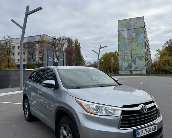 Сірий Тойота Хайлендер, об'ємом двигуна 2.67 л та пробігом 300 тис. км за 18500 $, фото 10 на Automoto.ua