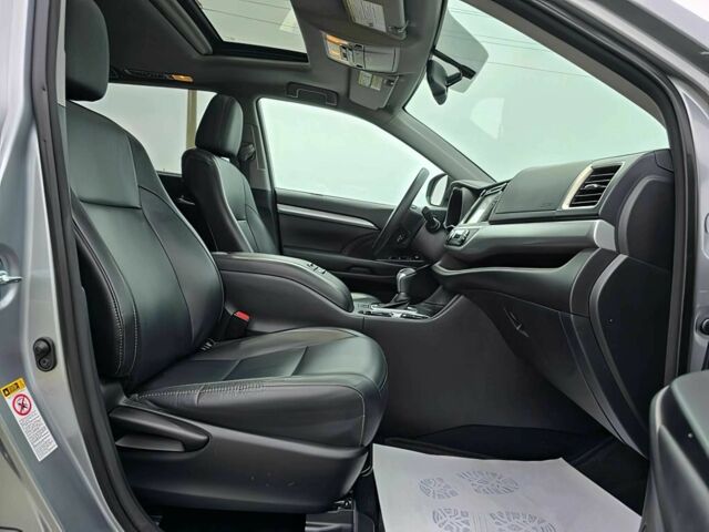 Серый Тойота Хайлендер, объемом двигателя 3.5 л и пробегом 80 тыс. км за 7100 $, фото 9 на Automoto.ua