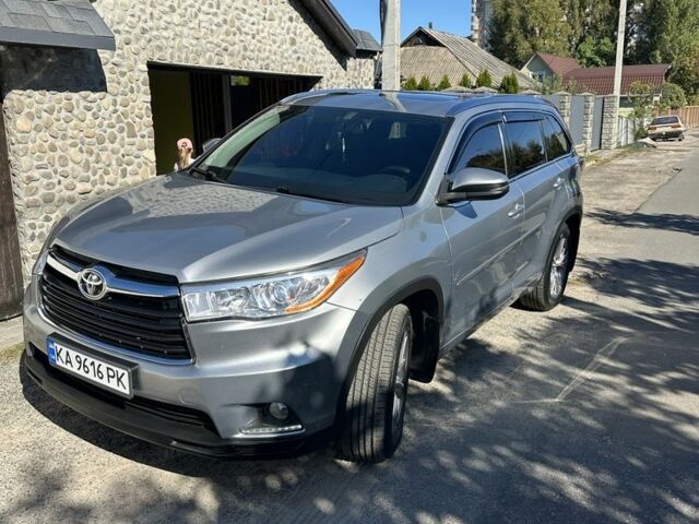 Серый Тойота Хайлендер, объемом двигателя 3.5 л и пробегом 173 тыс. км за 21900 $, фото 2 на Automoto.ua