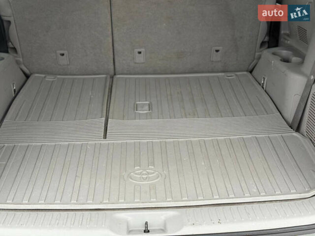 Сірий Тойота Хайлендер, об'ємом двигуна 2.67 л та пробігом 157 тис. км за 25700 $, фото 31 на Automoto.ua