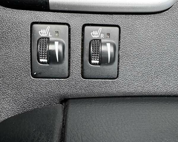 Серый Тойота Хайлендер, объемом двигателя 3.46 л и пробегом 237 тыс. км за 22500 $, фото 28 на Automoto.ua