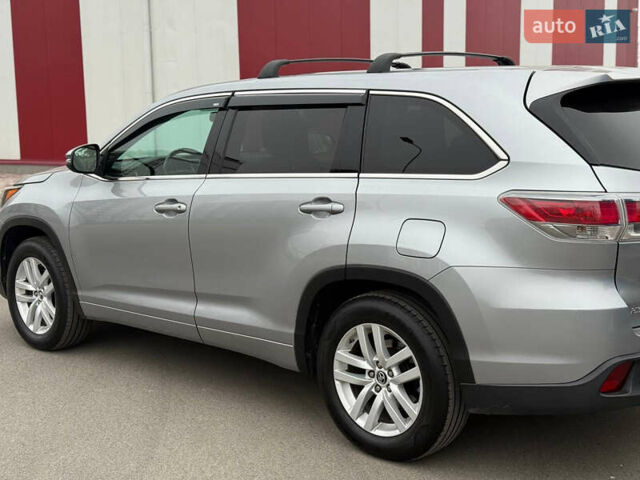 Сірий Тойота Хайлендер, об'ємом двигуна 2.67 л та пробігом 157 тис. км за 25700 $, фото 39 на Automoto.ua