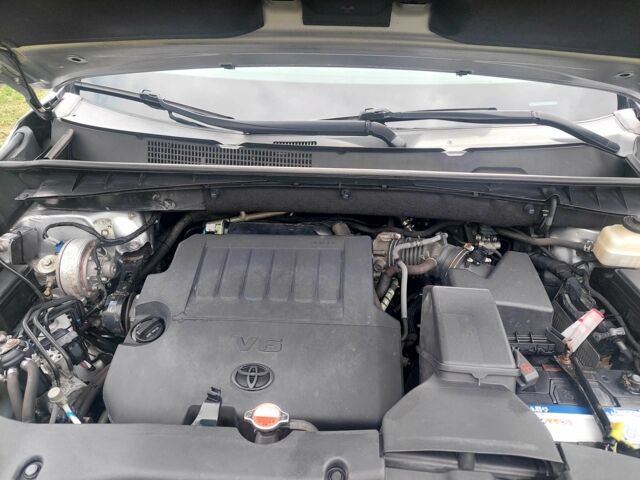 Тойота Хайлендер 2016 в Киеве на Automoto.ua Серый Тойота Хайлендер, объемом двигателя 3.5 л и пробегом 150 тыс. км за 20500 $, фото 6 на Automoto.ua