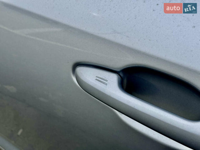 Тойота Хайлендер 2016 в Киеве на Automoto.ua Серый Тойота Хайлендер, объемом двигателя 3.46 л и пробегом 181 тыс. км за 28000 $, фото 47 на Automoto.ua