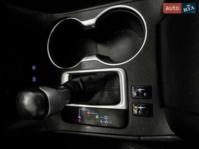 Серый Тойота Хайлендер, объемом двигателя 3.46 л и пробегом 237 тыс. км за 22500 $, фото 23 на Automoto.ua