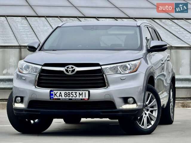 Тойота Хайлендер 2016 в Киеве на Automoto.ua Серый Тойота Хайлендер, объемом двигателя 3.46 л и пробегом 181 тыс. км за 28000 $, фото 11 на Automoto.ua