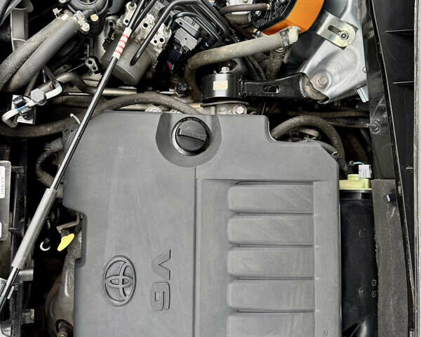 Тойота Хайлендер 2016 в Киеве на Automoto.ua Серый Тойота Хайлендер, объемом двигателя 3.46 л и пробегом 181 тыс. км за 28000 $, фото 50 на Automoto.ua