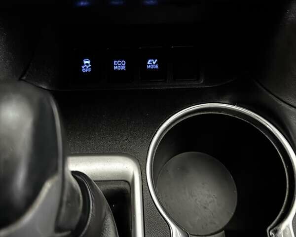 Серый Тойота Хайлендер, объемом двигателя 3.46 л и пробегом 237 тыс. км за 22500 $, фото 24 на Automoto.ua