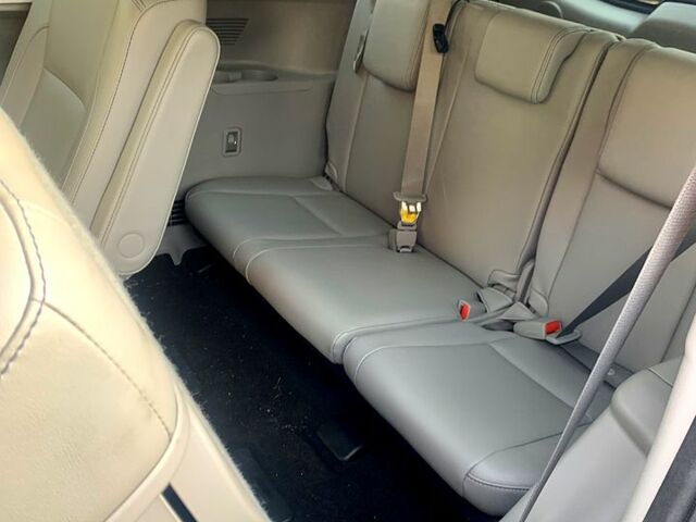 Серый Тойота Хайлендер, объемом двигателя 3.5 л и пробегом 77 тыс. км за 30000 $, фото 7 на Automoto.ua