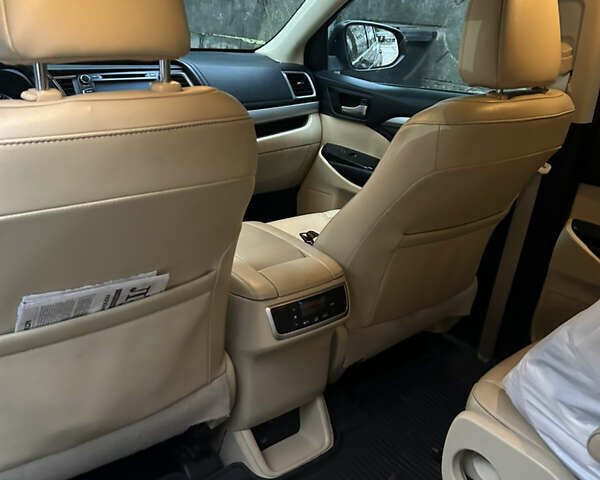 Сірий Тойота Хайлендер, об'ємом двигуна 3.46 л та пробігом 125 тис. км за 25400 $, фото 8 на Automoto.ua