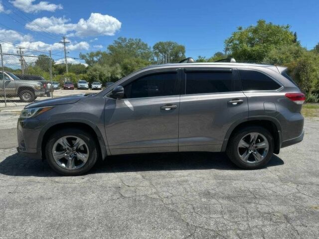 Тойота Хайлендер 2017 в Житомире на Automoto.ua Серый Тойота Хайлендер, объемом двигателя 3.5 л и пробегом 57 тыс. км за 15600 $, фото 2 на Automoto.ua