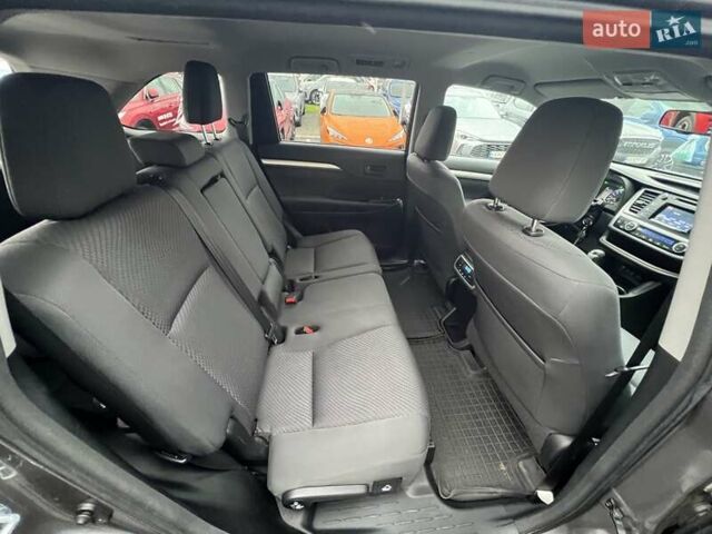 Серый Тойота Хайлендер, объемом двигателя 2.67 л и пробегом 105 тыс. км за 23581 $, фото 19 на Automoto.ua