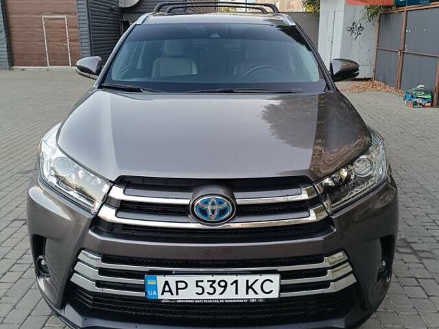 Серый Тойота Хайлендер, объемом двигателя 3.46 л и пробегом 117 тыс. км за 29500 $, фото 20 на Automoto.ua