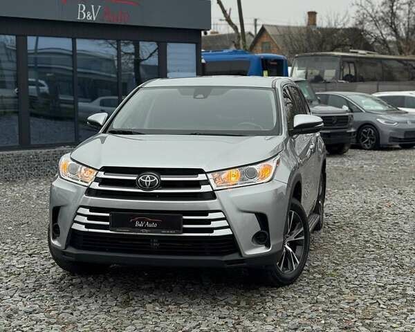 Сірий Тойота Хайлендер, об'ємом двигуна 2.67 л та пробігом 121 тис. км за 26000 $, фото 8 на Automoto.ua