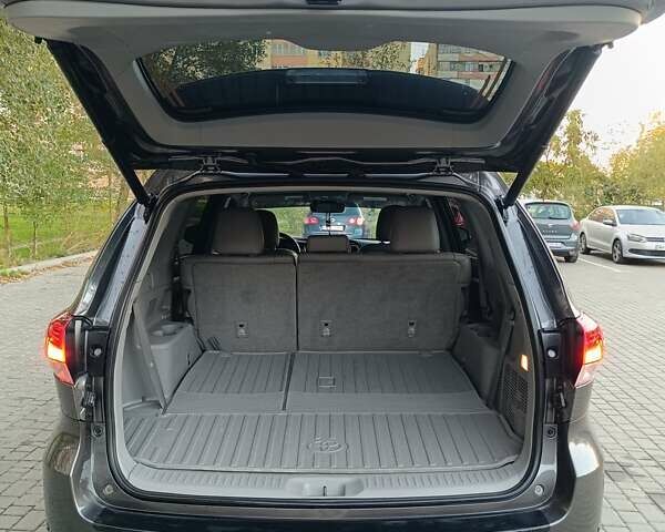 Серый Тойота Хайлендер, объемом двигателя 3.46 л и пробегом 117 тыс. км за 29500 $, фото 51 на Automoto.ua