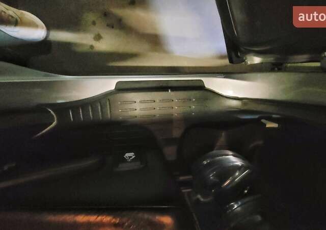 Сірий Тойота Хайлендер, об'ємом двигуна 3.46 л та пробігом 62 тис. км за 33000 $, фото 34 на Automoto.ua