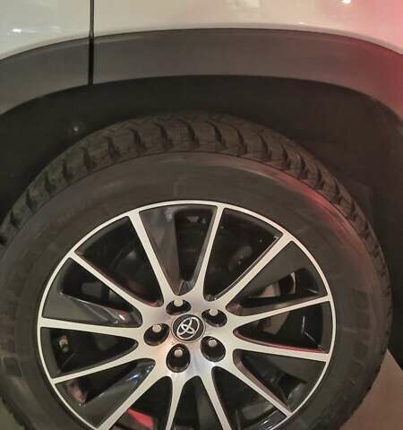 Сірий Тойота Хайлендер, об'ємом двигуна 3.46 л та пробігом 62 тис. км за 33000 $, фото 10 на Automoto.ua