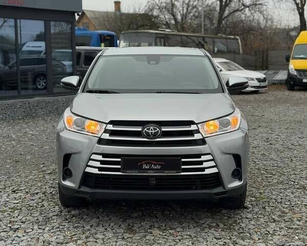 Сірий Тойота Хайлендер, об'ємом двигуна 2.67 л та пробігом 121 тис. км за 26000 $, фото 7 на Automoto.ua