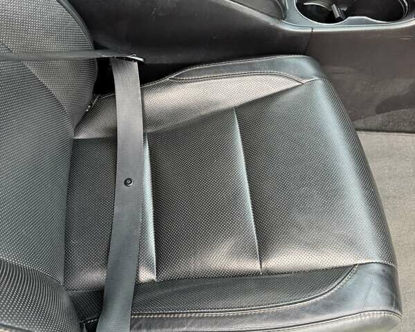 Серый Тойота Хайлендер, объемом двигателя 3.46 л и пробегом 236 тыс. км за 25000 $, фото 7 на Automoto.ua