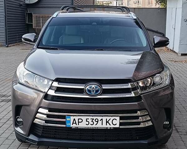 Серый Тойота Хайлендер, объемом двигателя 3.46 л и пробегом 117 тыс. км за 29500 $, фото 23 на Automoto.ua