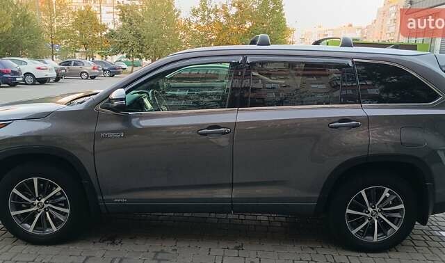 Серый Тойота Хайлендер, объемом двигателя 3.46 л и пробегом 117 тыс. км за 29500 $, фото 8 на Automoto.ua